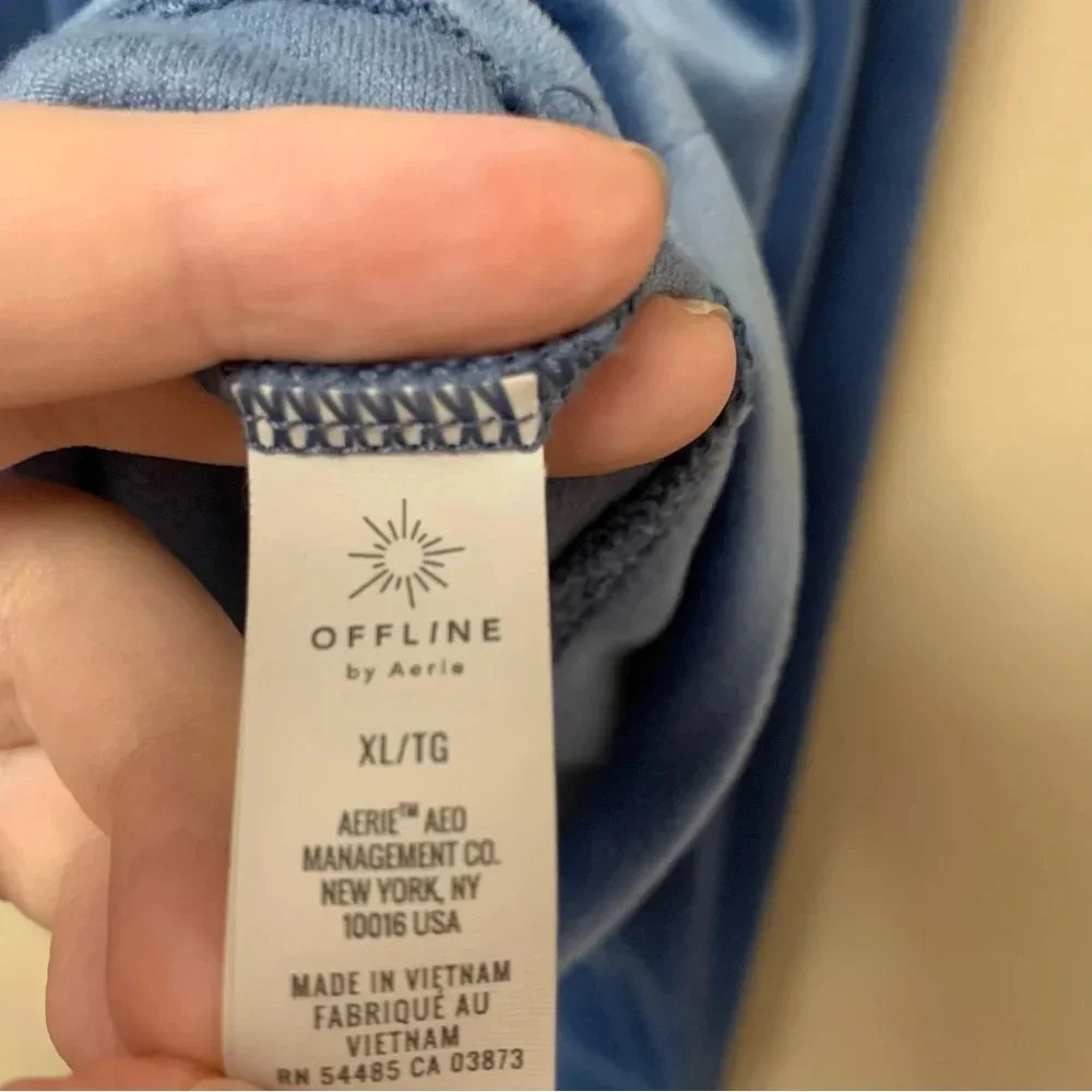 Offline by Aerie Blue Cropped Velour Hoodie XL - Picture 10 of 10